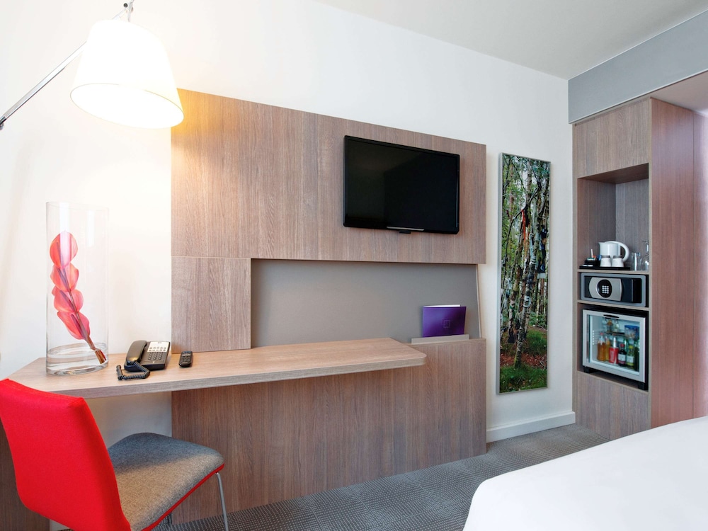 NOVOTEL LODZ CENTRUM 8/77