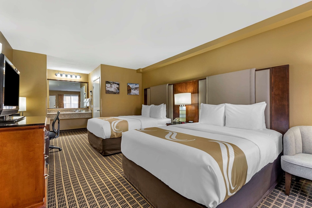 Quality Inn & Suites Westminster Seal Beach 13/37