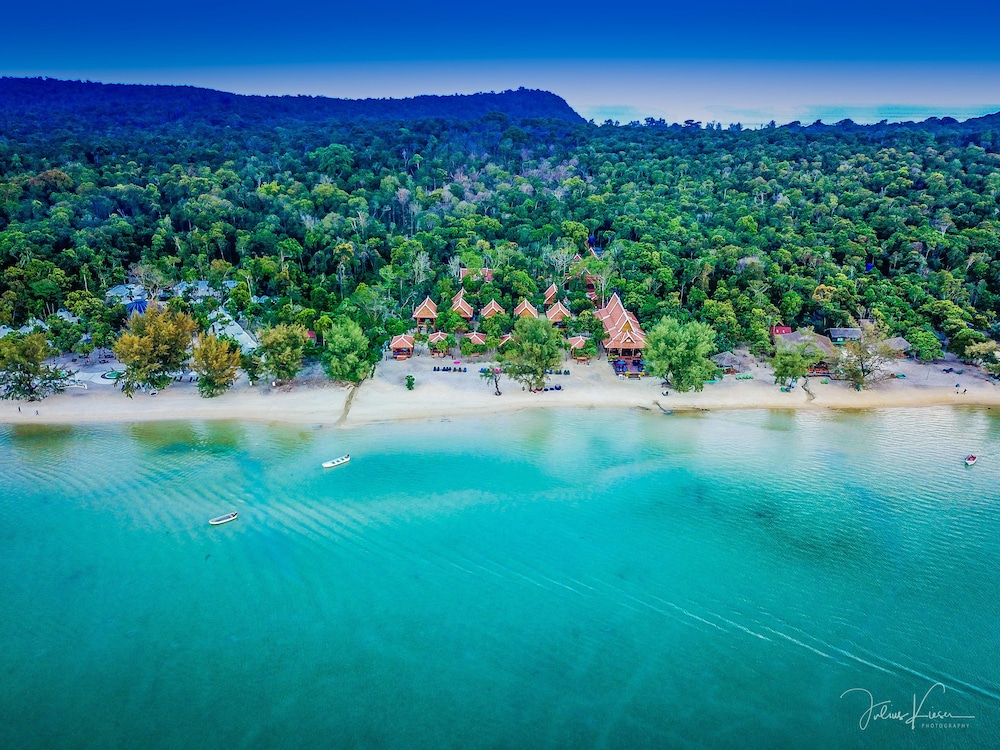 Sol Beach Resort 45/50