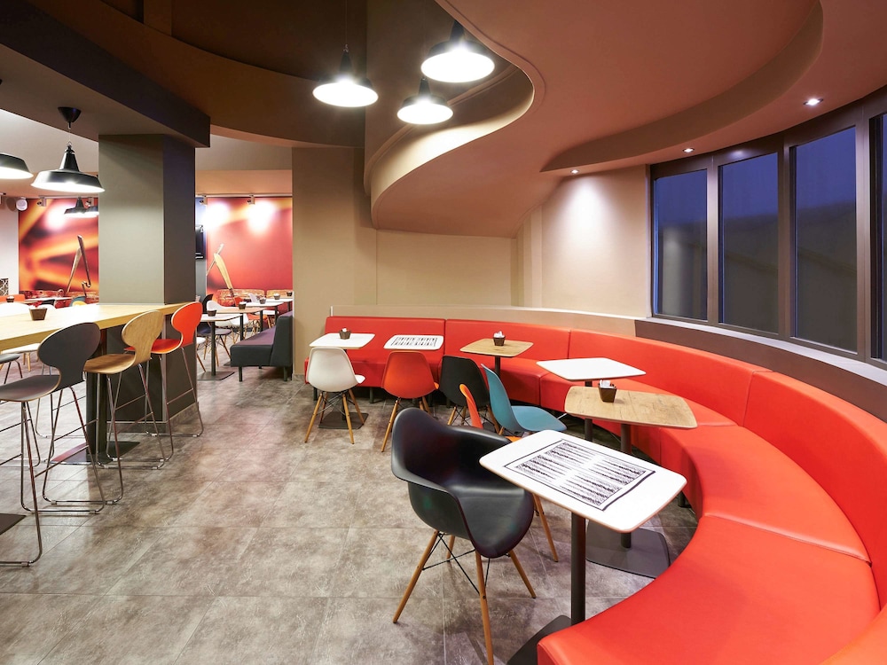 restaurant-cafeteria