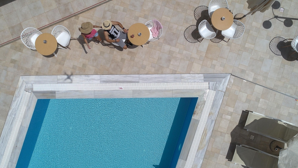 Angela Suites Boutique Hotel 37/61