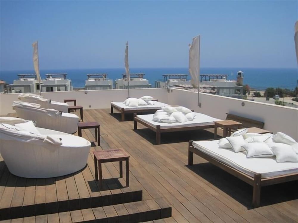 E Hotel Spa Resort 46/61