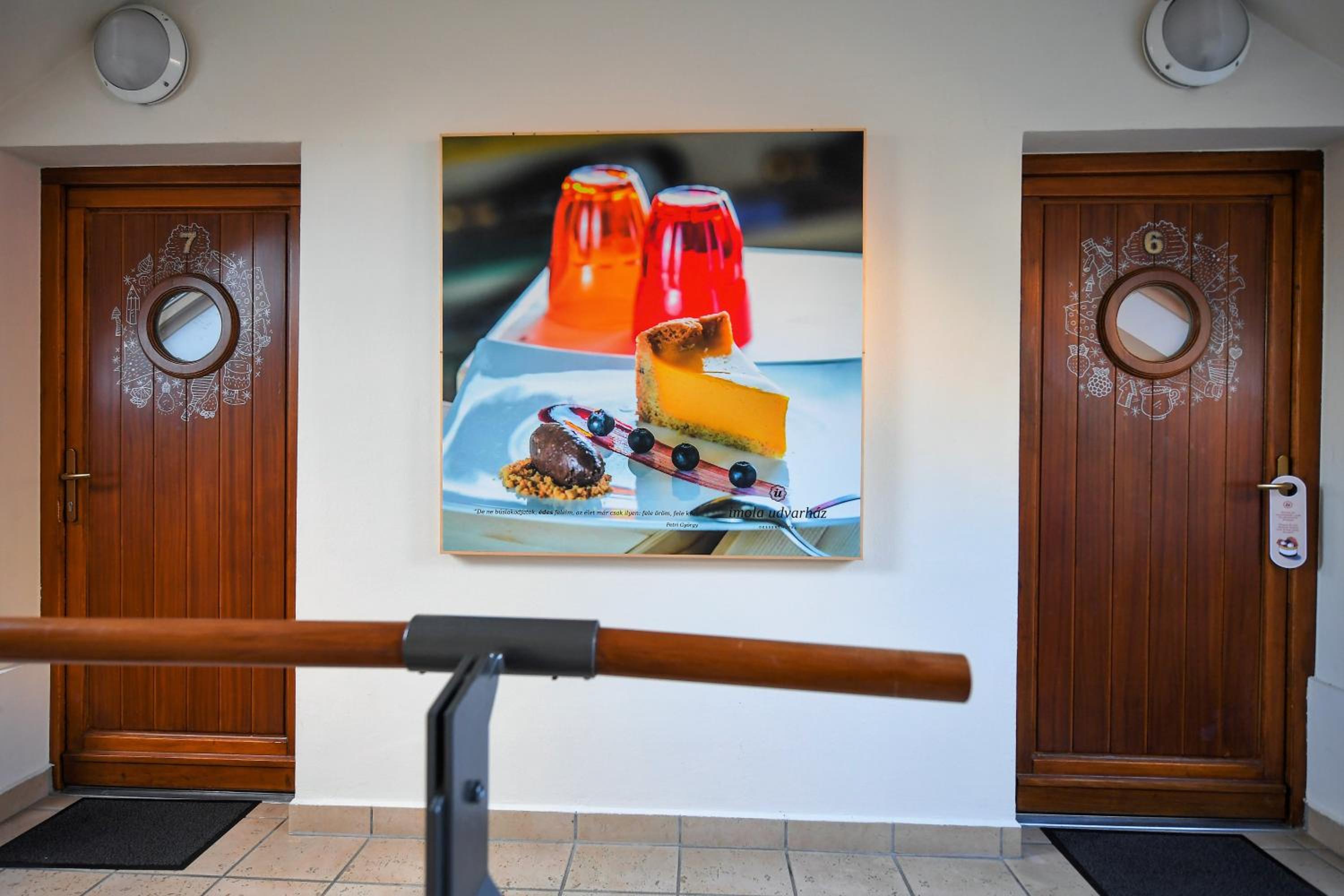 Imola Udvarhaz Dessert Hotel 10/50
