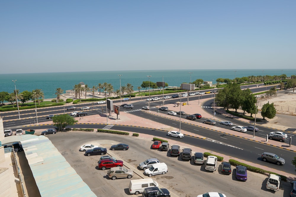 Kuwait Palace Hotel Apartment 59/66