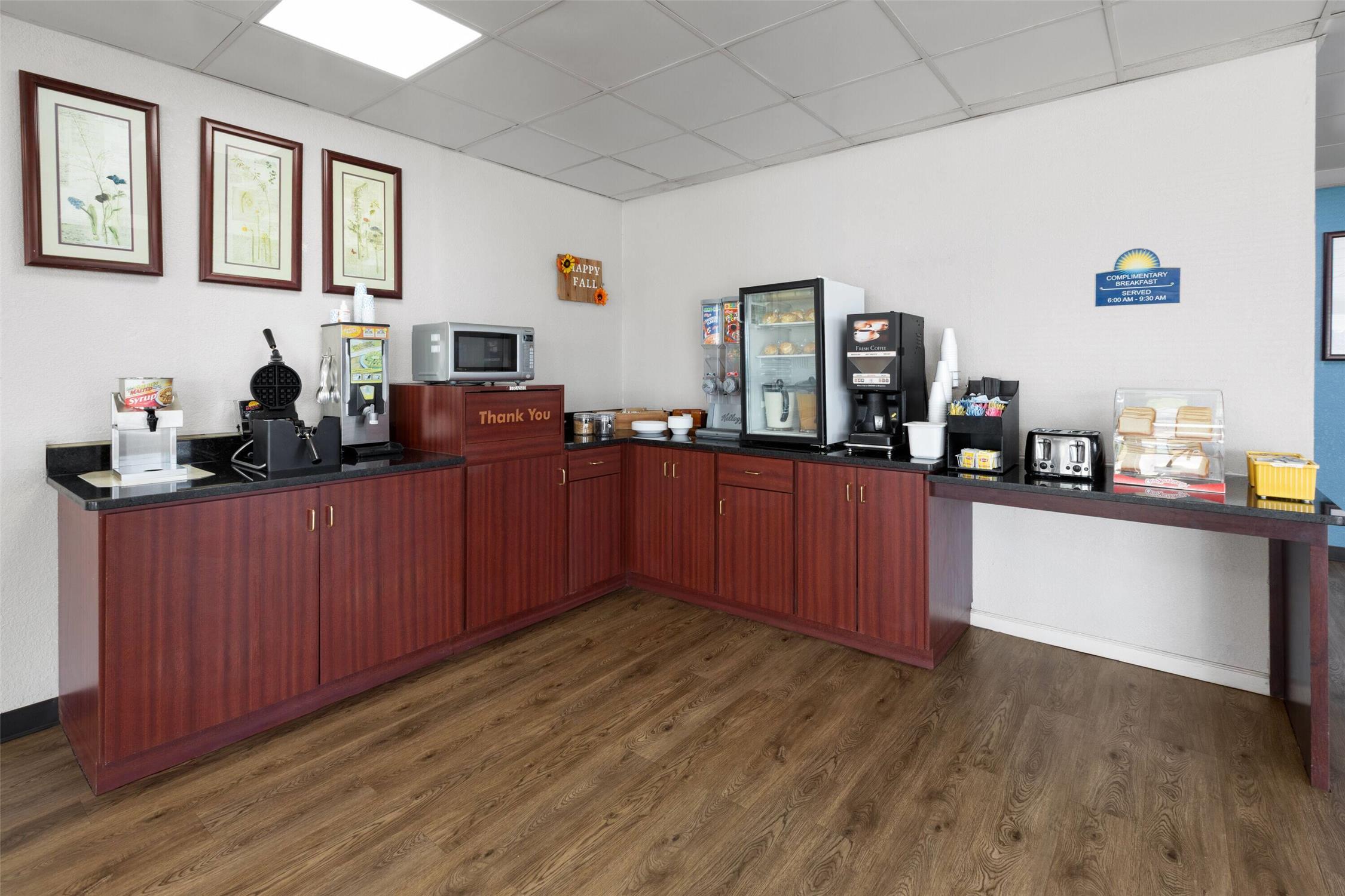 Days Inn By Wyndham Cambridge 8/41