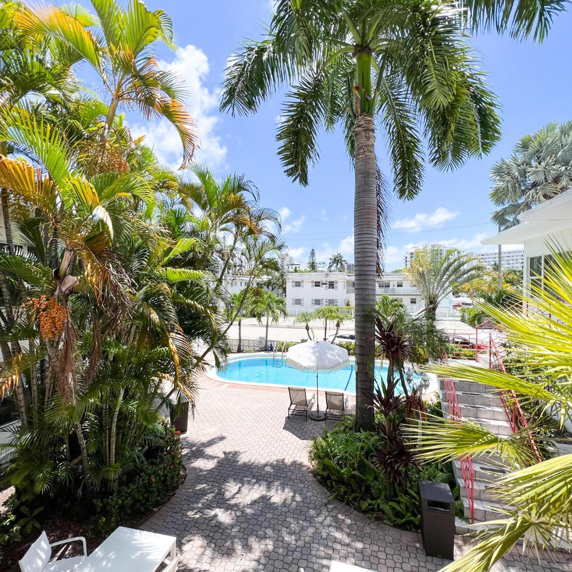 Winterset A North Beach Village Resort Hotel 46/54