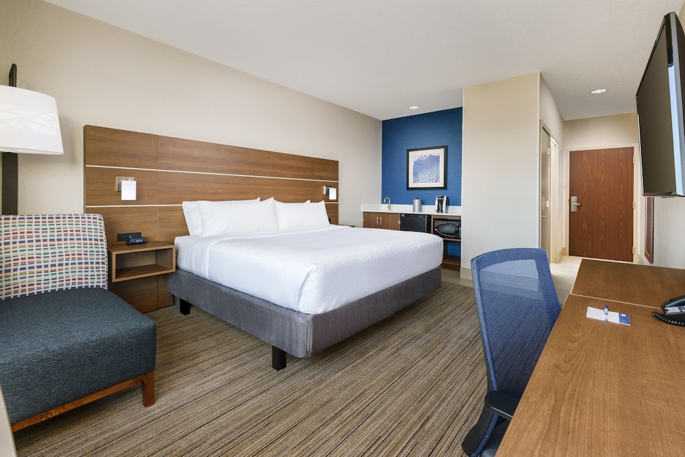 Holiday Inn Express Boston 16/63