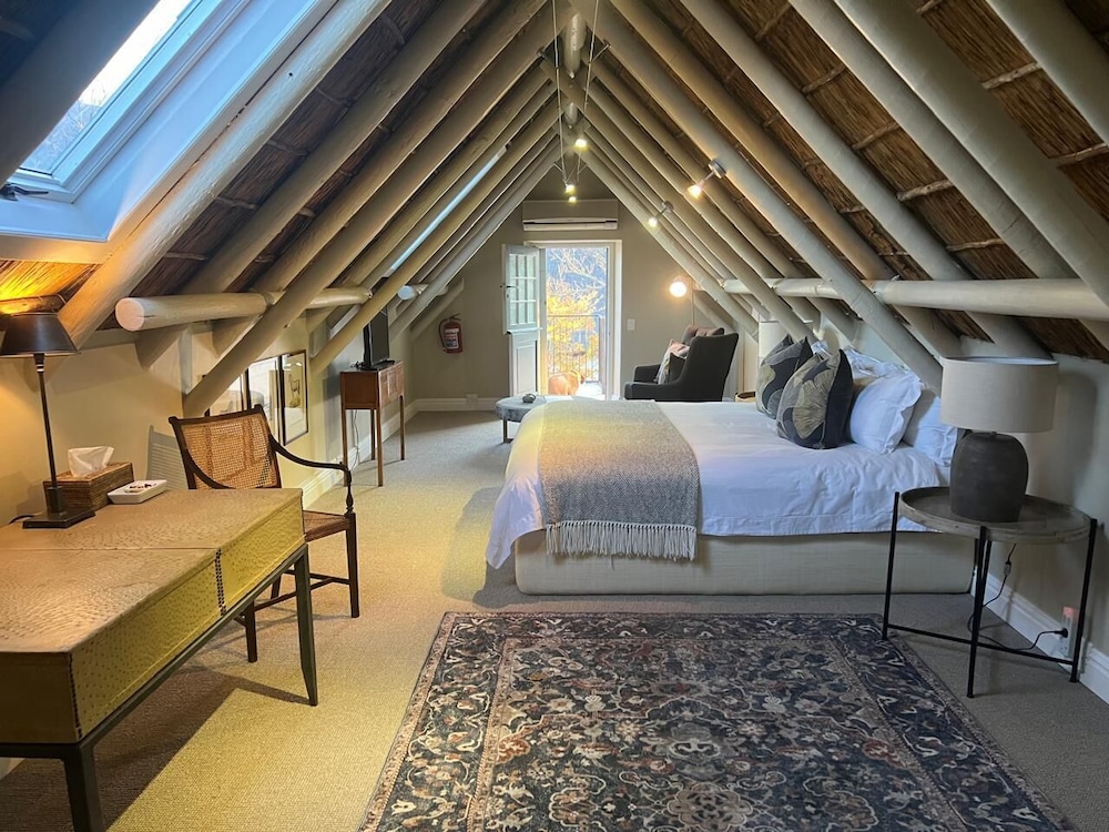 The Owners Cottage / La Provencale 17/50
