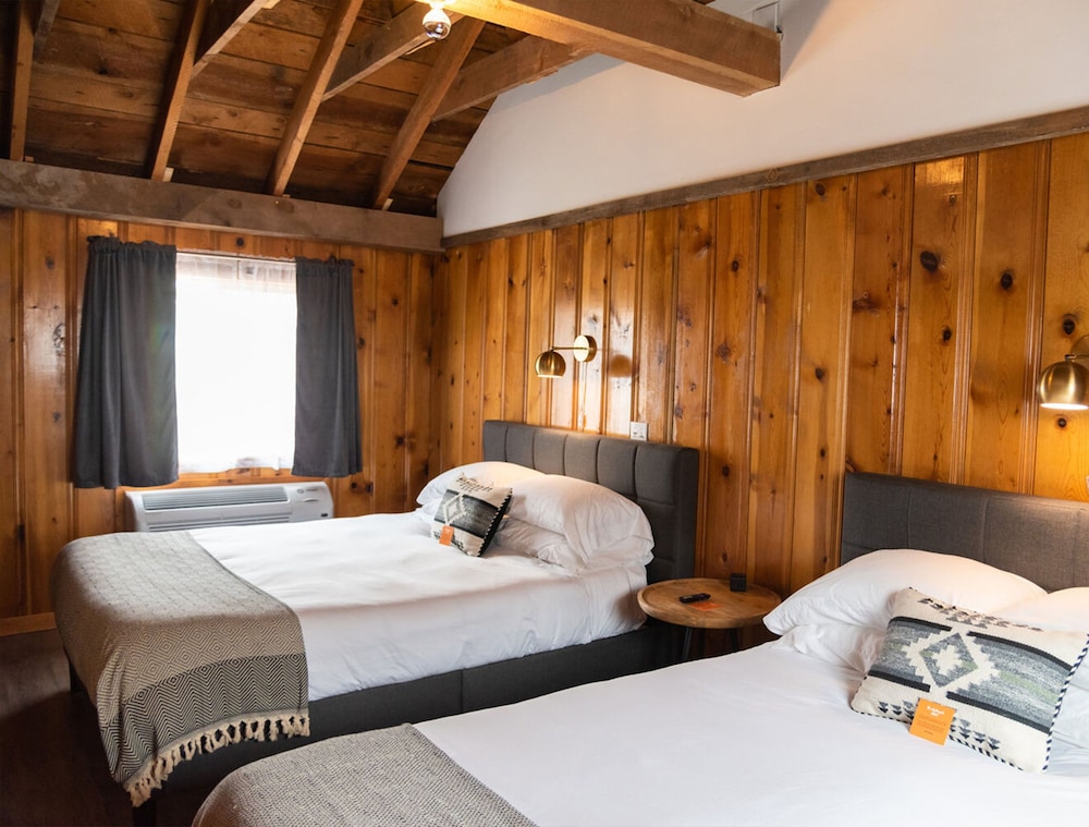 Suite, Cabin, Futon Bed, 2 Queen Beds
