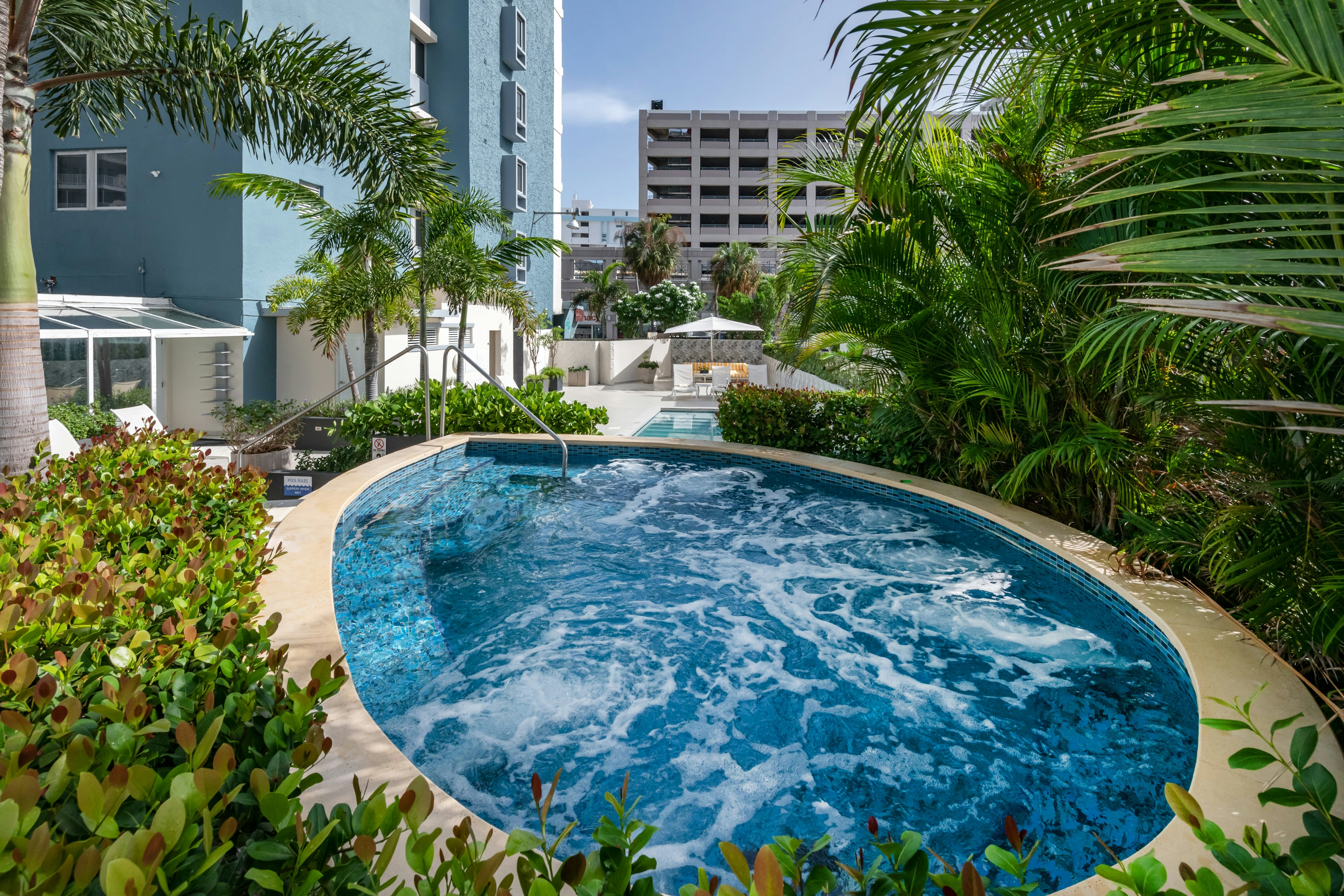 Condado Palm Inn San Juan, Tapestry Collection by Hilton 30/35