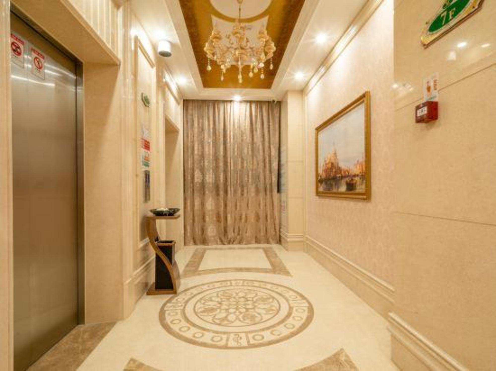 Vienna International Hotel (Wuhan Wujia Mountain Qixiong Road) 16/30