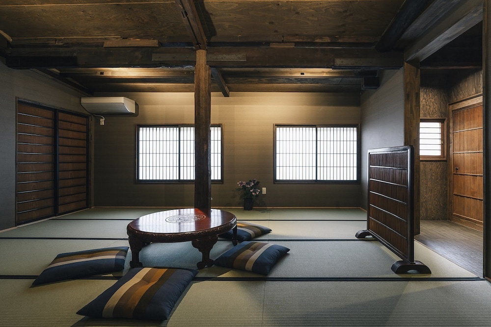 Hazuki Kyoto 34/40
