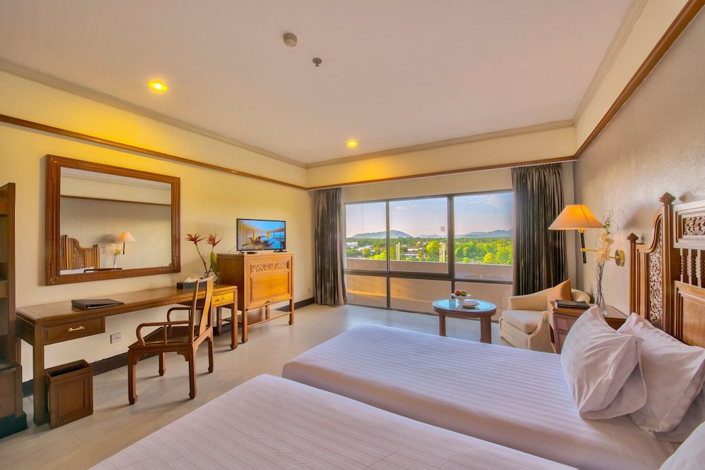 Loei Palace Hotel 67/83