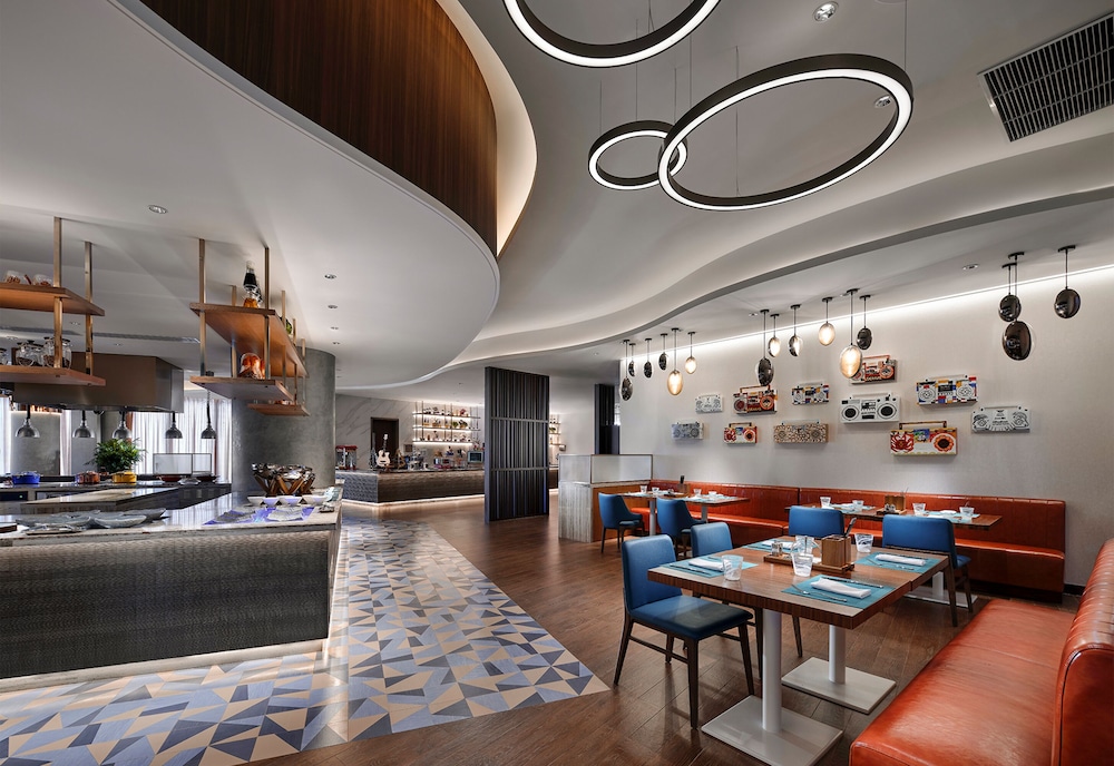 Hard Rock Hotel Dalian 37/41