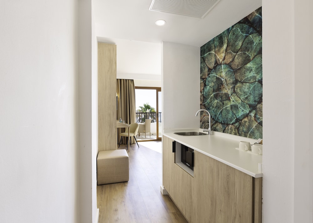 Alua Suites Las Rocas 59/82