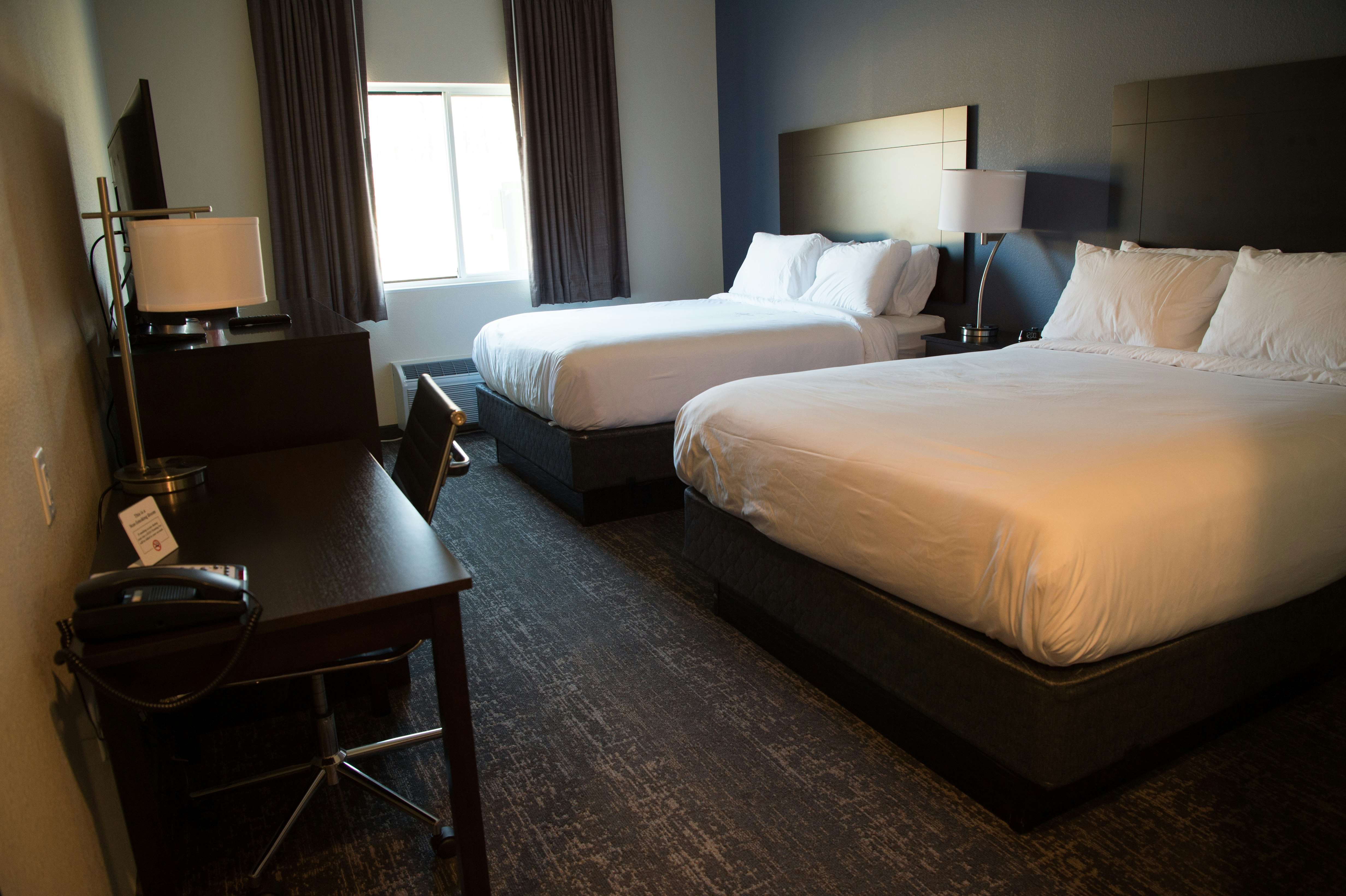 Cobblestone Inn & Suites - Forest City 8/33