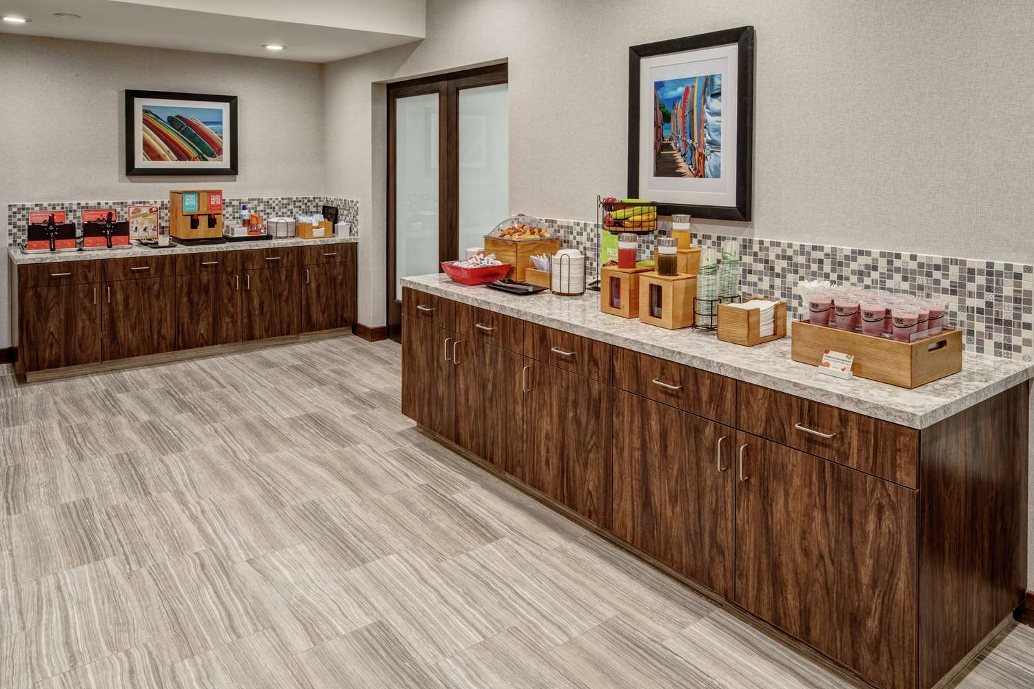 Hampton Inn Cardiff Beach Encinitas, CA 12/33