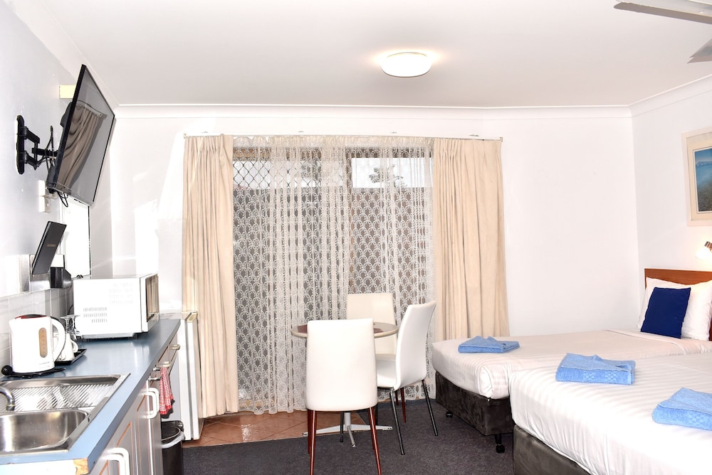 Port O Call Motel 19/54