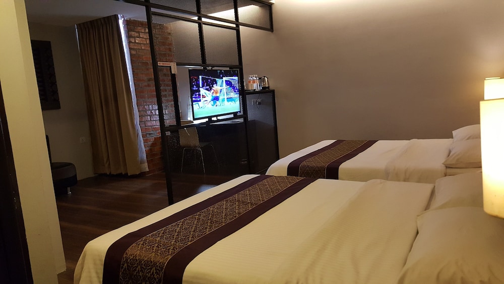Super 8 Hotel @ Georgetown 19/70