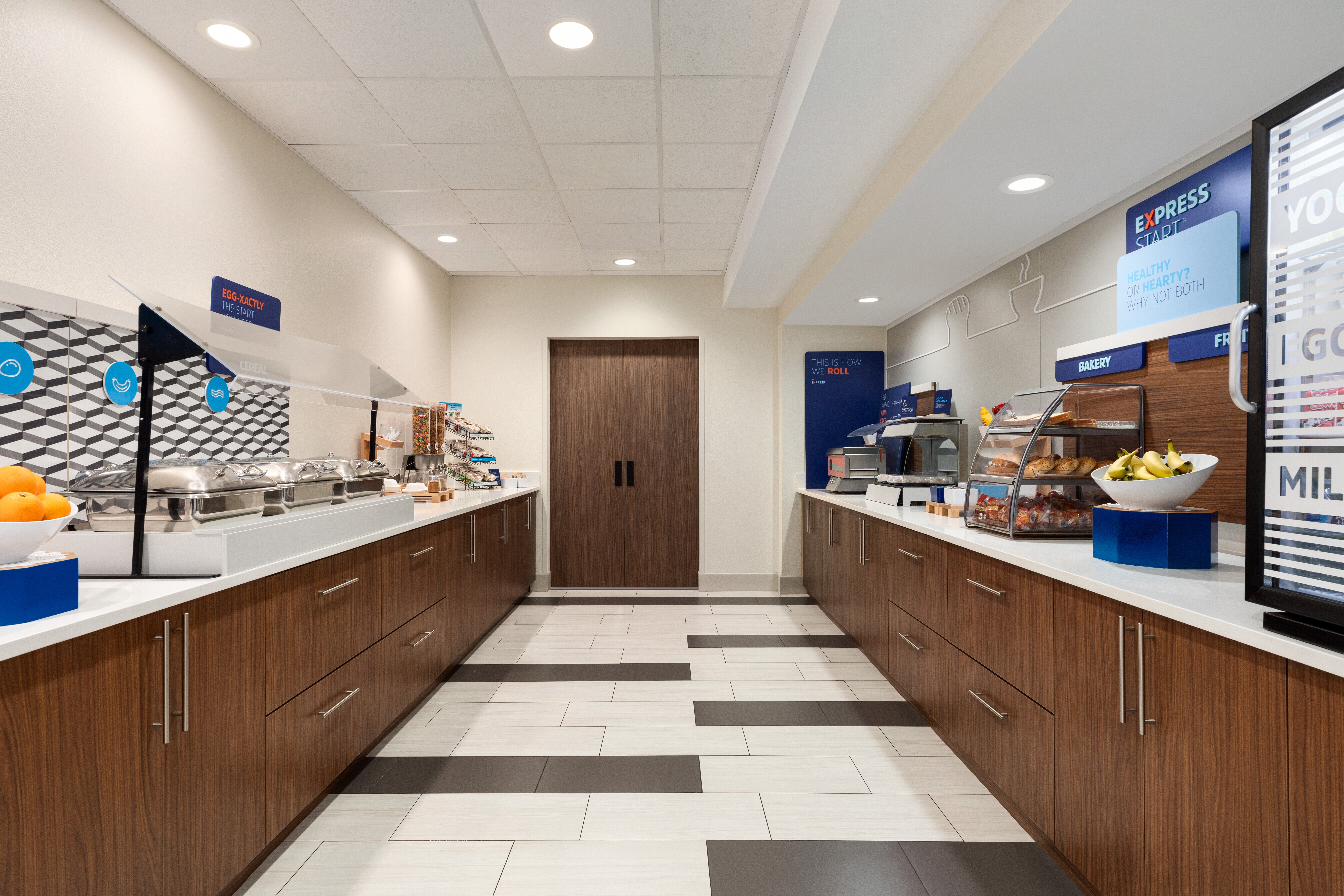 Holiday Inn Express Hotel Suites Lexington Nw the Vineyard 8/50