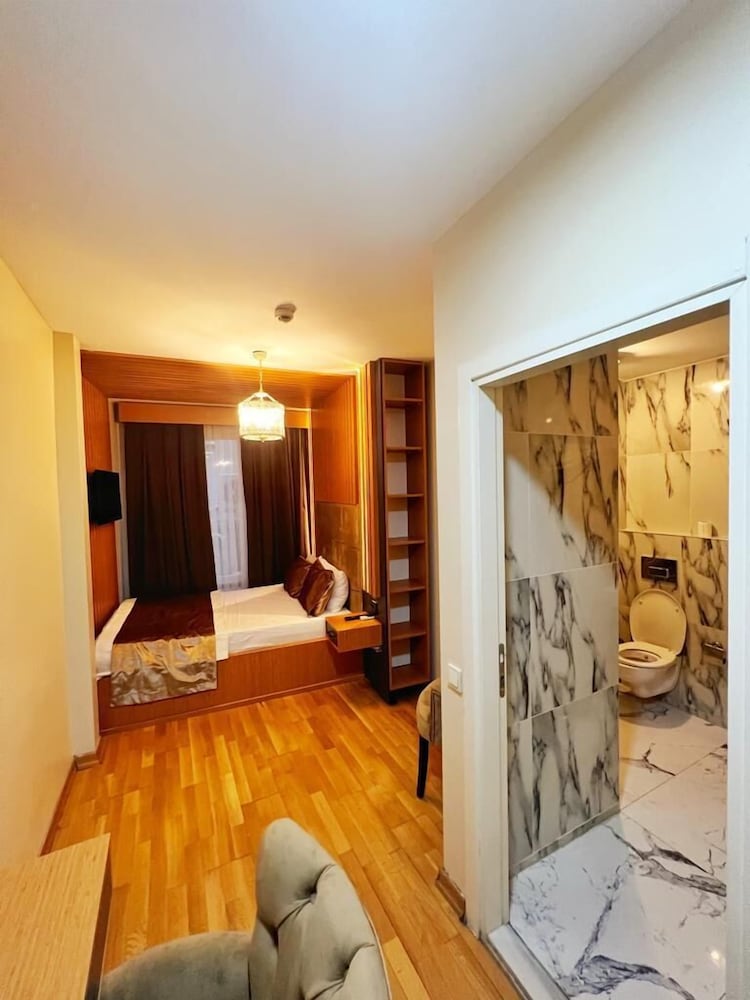 Cetinkaya Suites 20/32