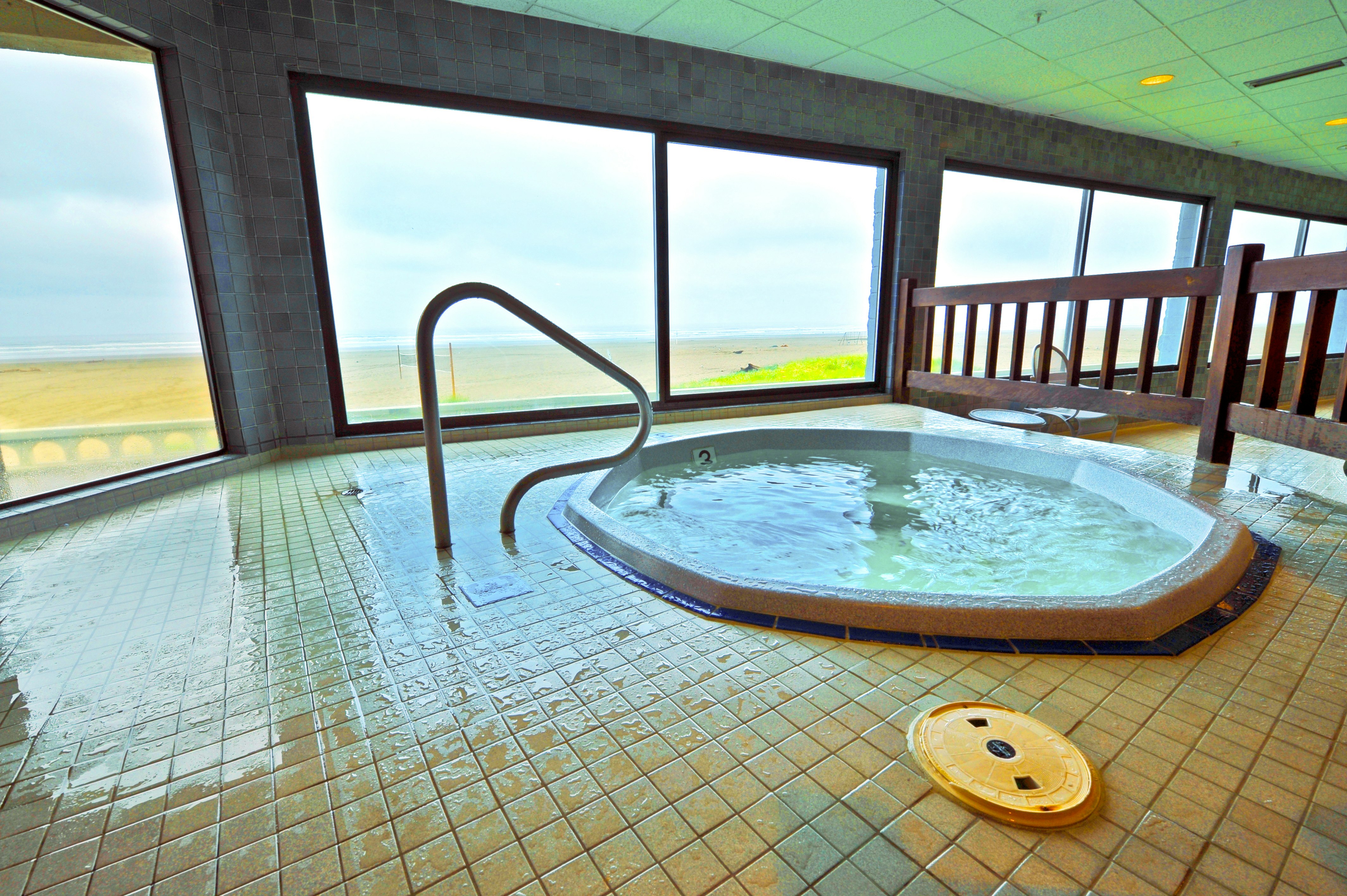 Promenade Inn And Suites Ocean Front 17/28