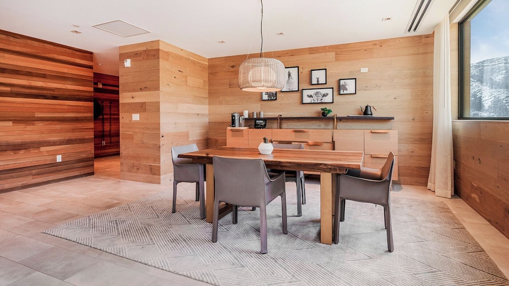 The Lodge at Blue Sky Auberge Resorts Collection 10/67