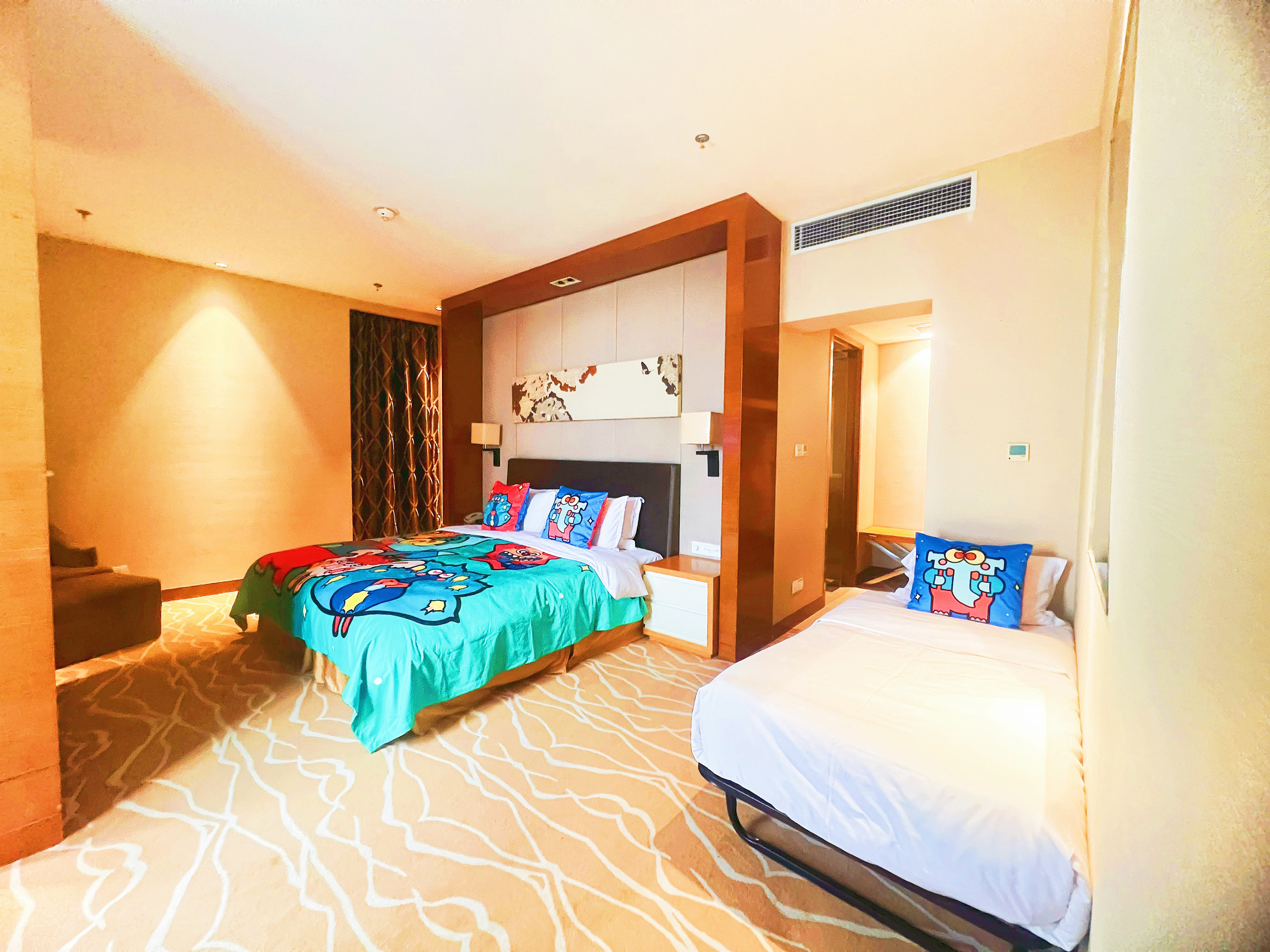 HOLIDAY INN PANJIN AQUA CITY 17/50
