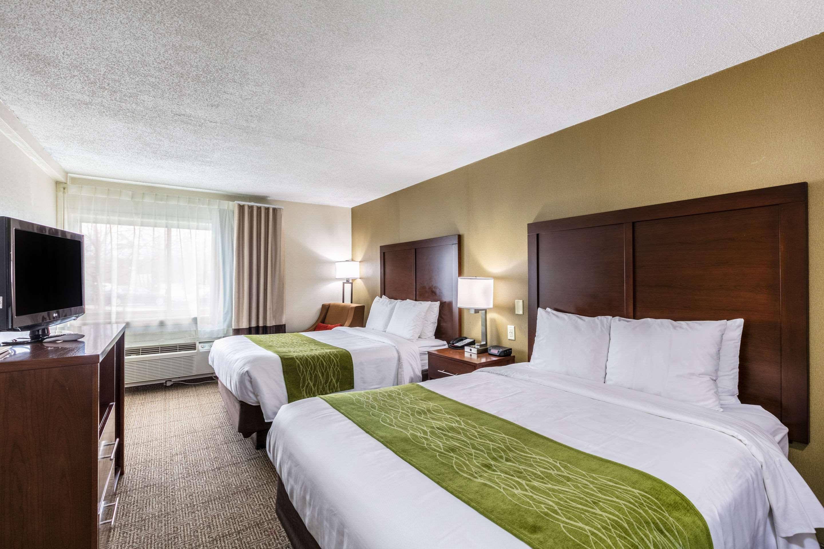 ROOM, 2 QUEEN BEDS