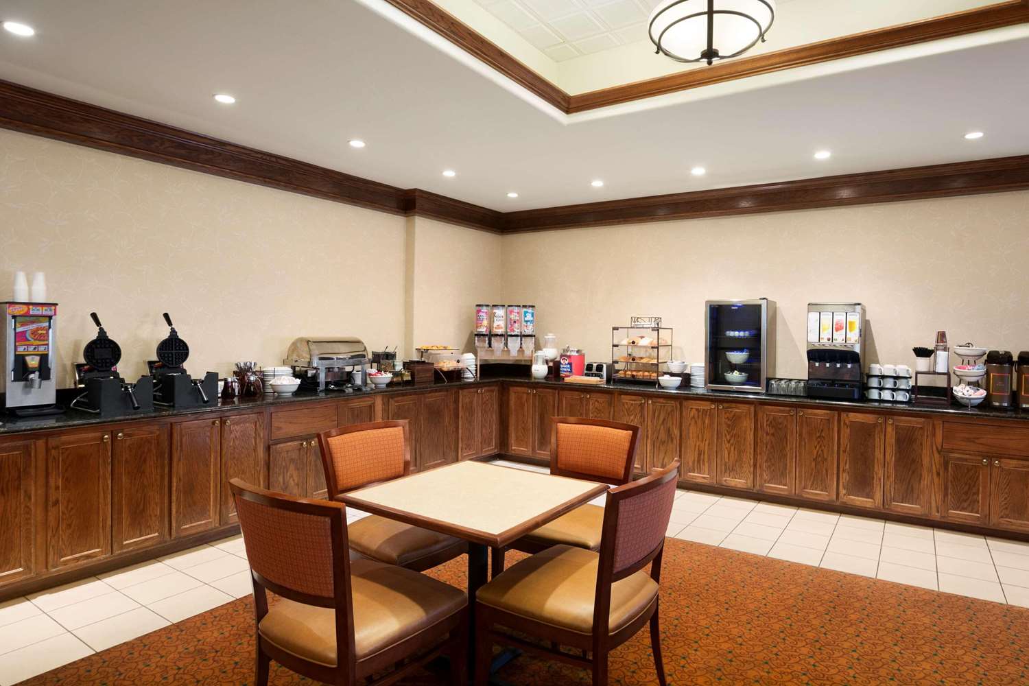 Country Inn & Suites by Radisson, Oklahoma City - Quail Springs, OK 5/7