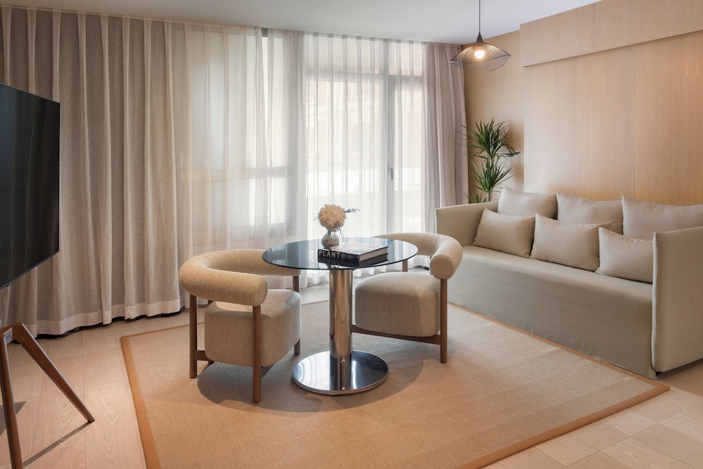 Melia Madrid Princesa Hotel 46/66
