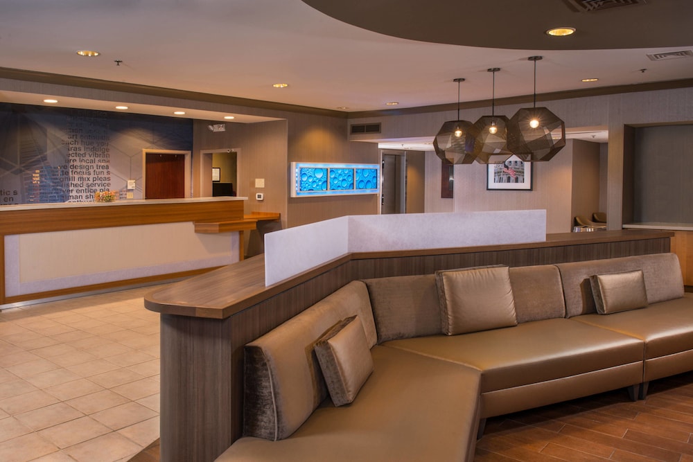 Springhill Suites Herndon Reston 24/50