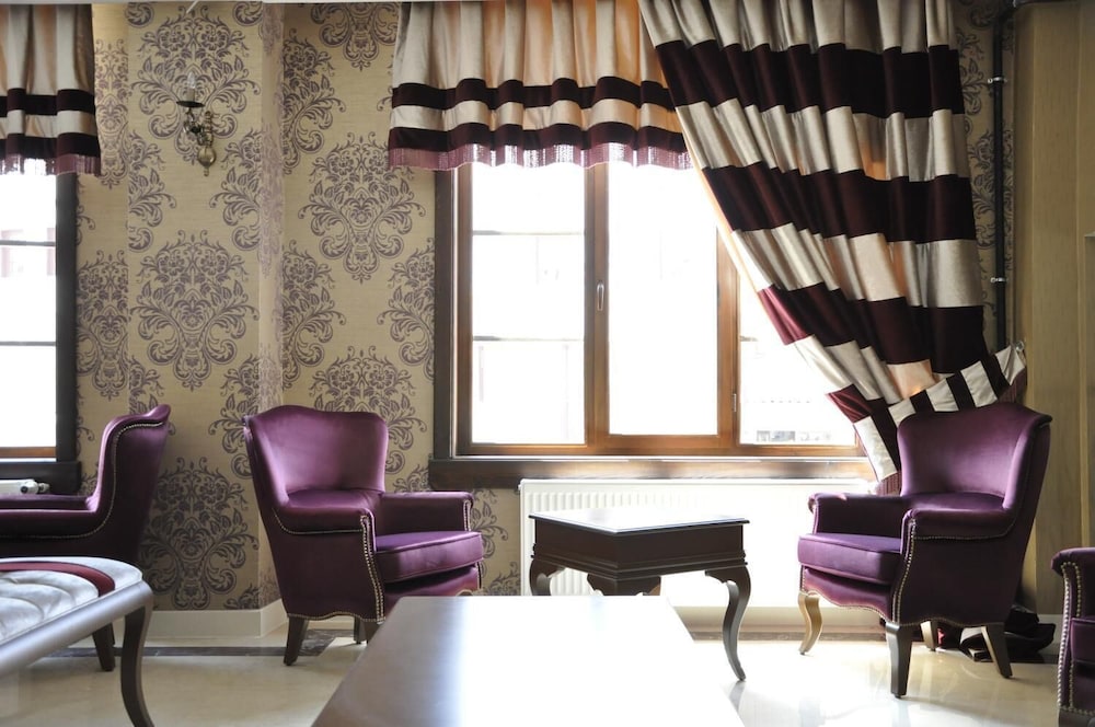 Arslanli Konak Hotel 33/38