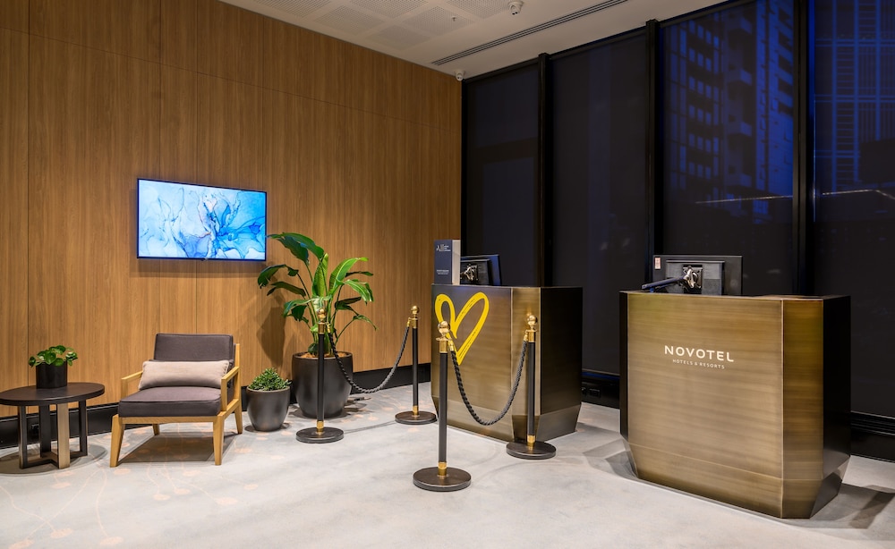 Novotel Melbourne Central Hotel 8/71