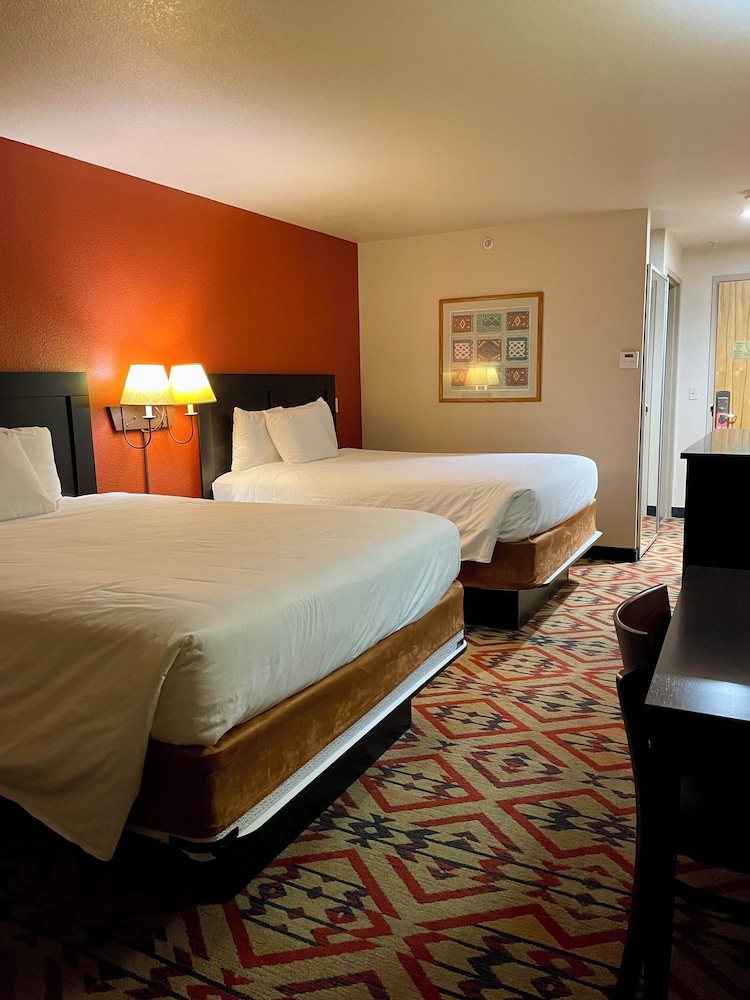 Hualapai Lodge 7/24
