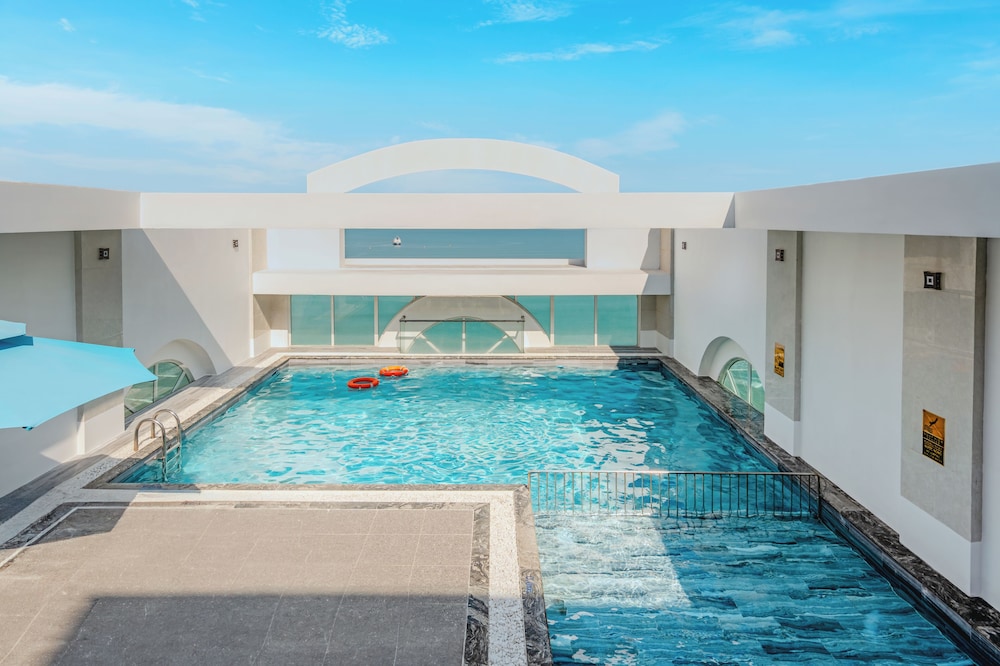 PARACEL DANANG HOTEL 44/50