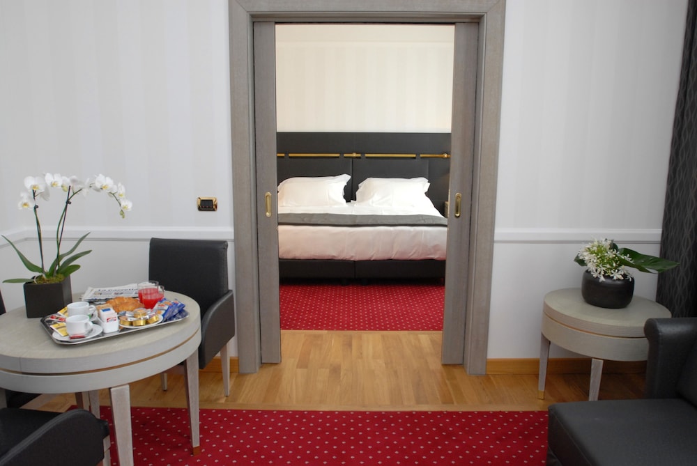 Grand Hotel Duca Di Mantova 21/36