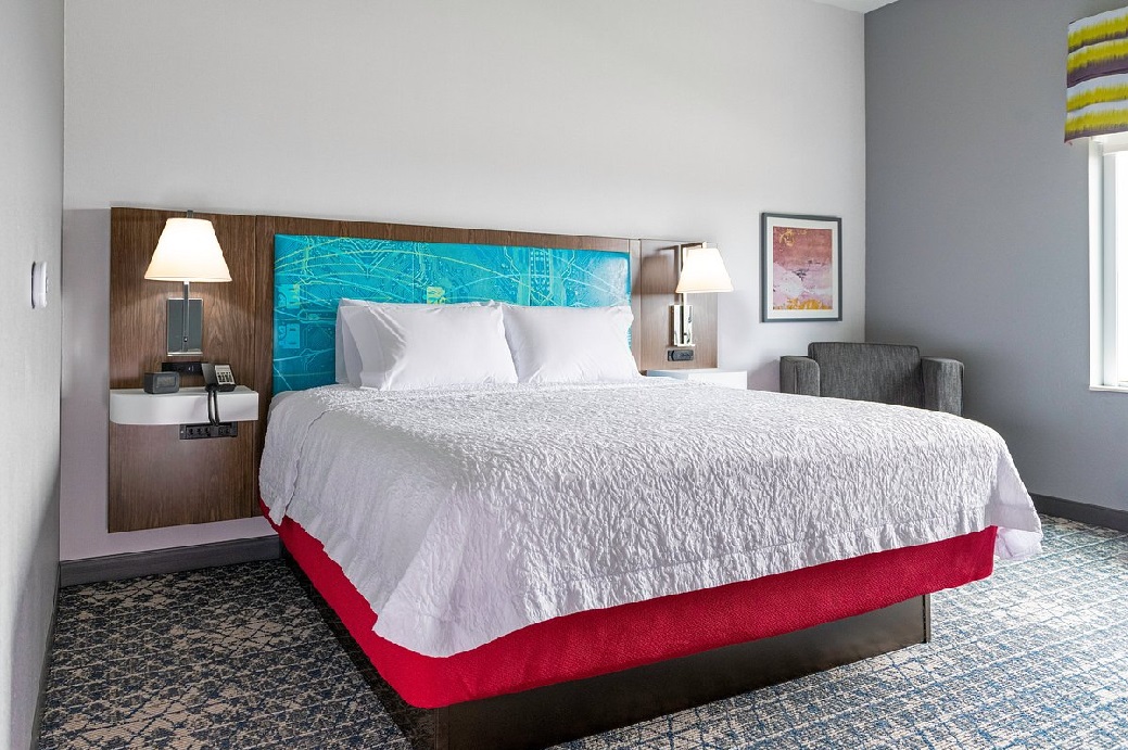 STUDIO, SUITE, KING BED, ACCESSIBLE