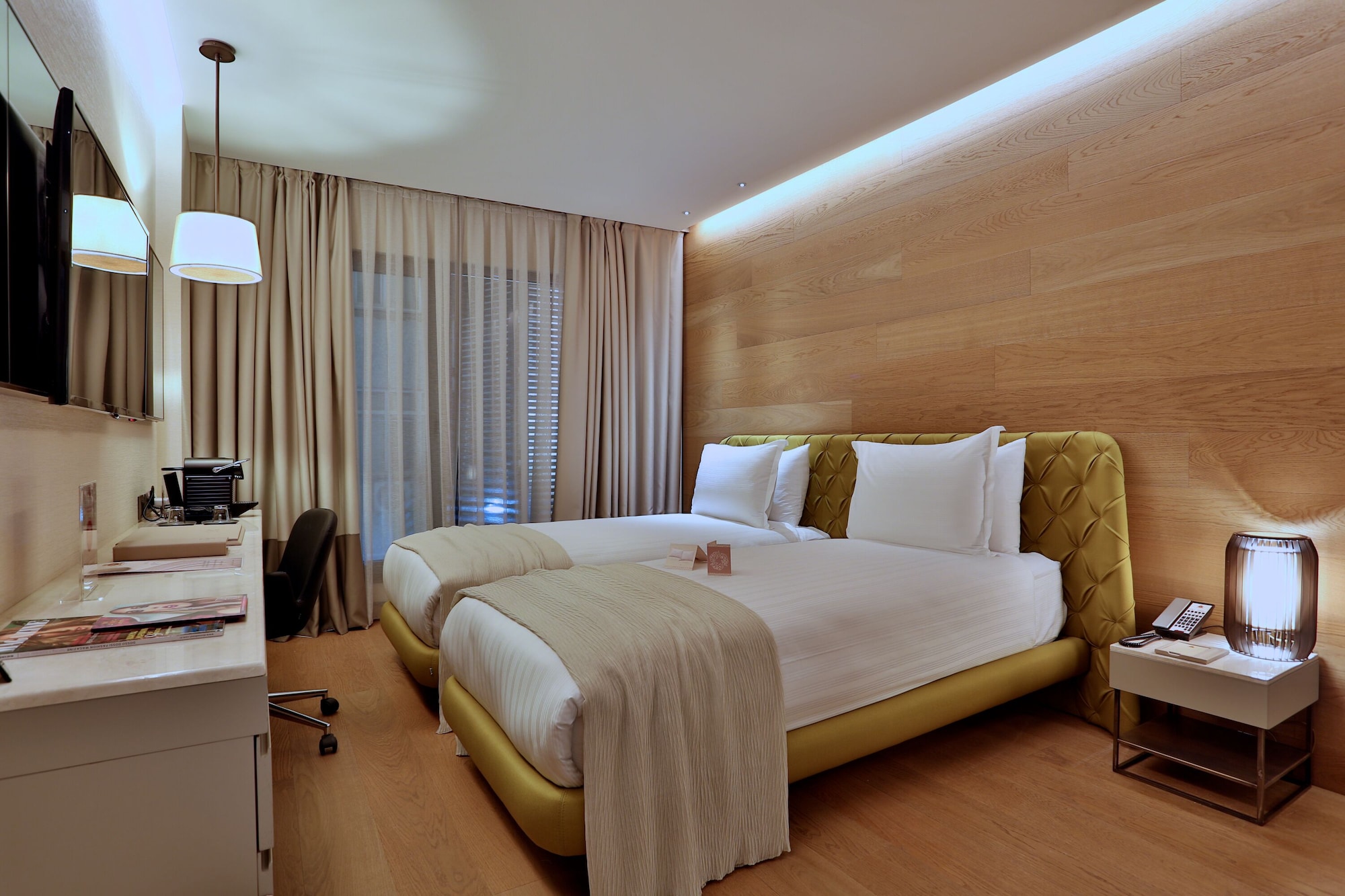 غرفة تنفيذية بسريرين منفصلين بإطلالة على المدينة بغرفة نوم واحدة، Dosso Dossi Hotels and SPA Downtown 6/10