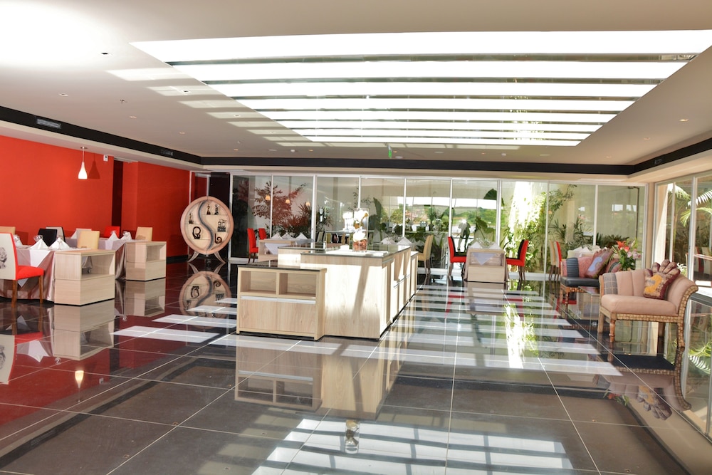 Savoy Hotel Encarnacion 54/69