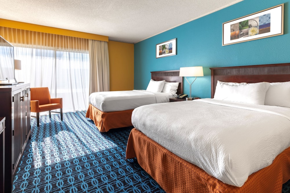 Chester Inn & Suites OH 6/27