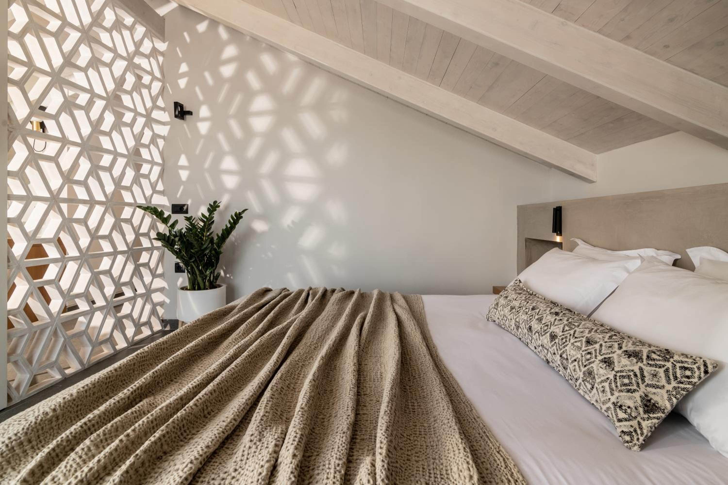 Dannas Boutique Apartments 11/51