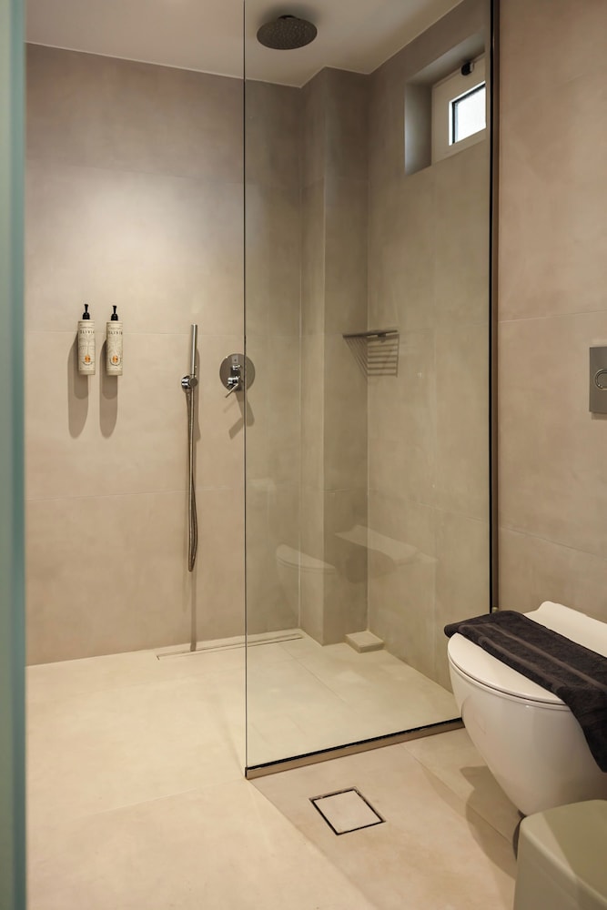 Grand, Suite, Side Sea View