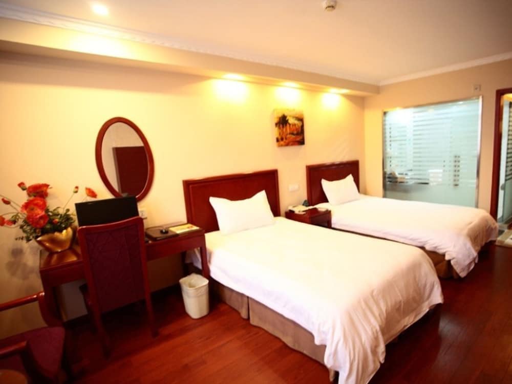 GreenTree Inn Huaian Chuzhou Dadao Hotel 17/31