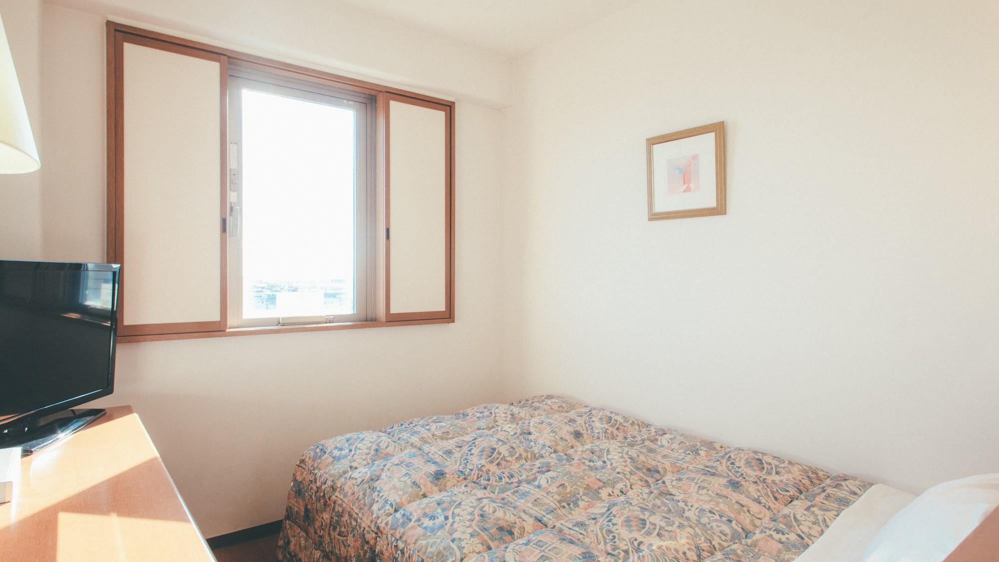 Semi Room, Standard, Double Bed, Smoking