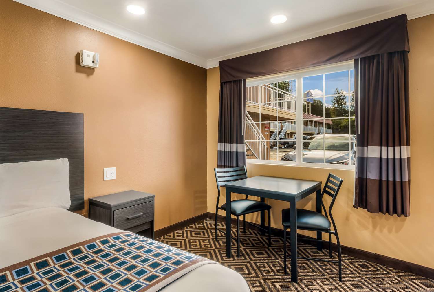 Americas Best Value Inn Ukiah 9/17