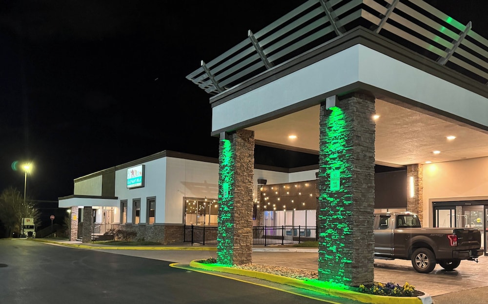 Holiday Inn Roanoke Tanglewood Rt 419 I581 55/62