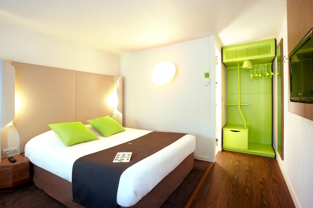 Standard, Double Bed