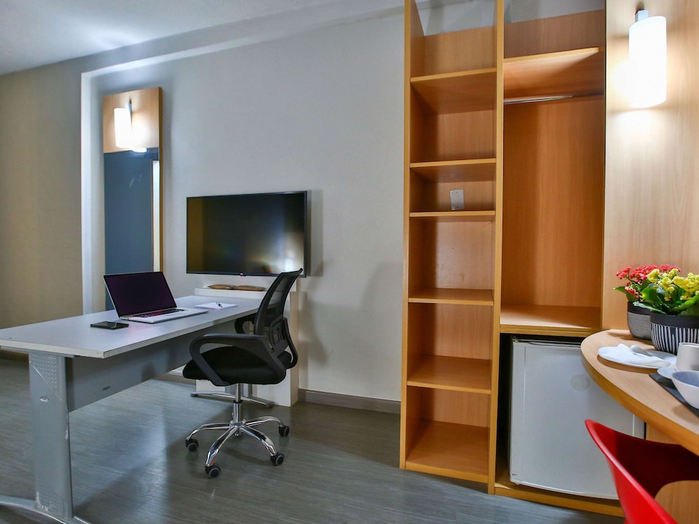 Ibis Goiania 49/64