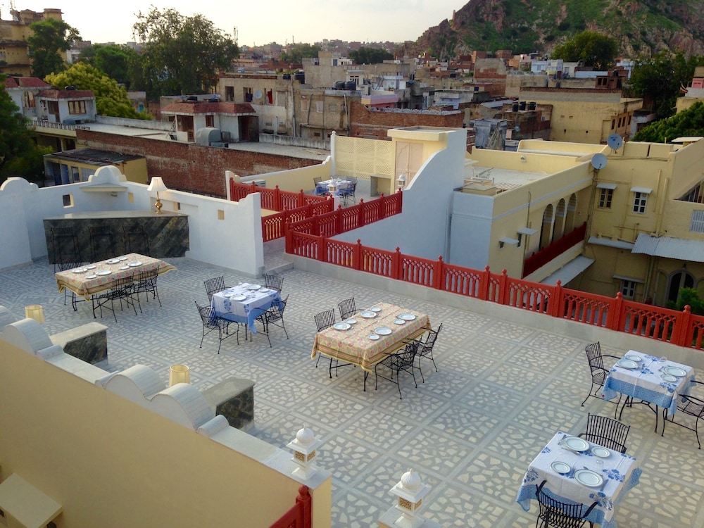 Khatu Haveli 45/61